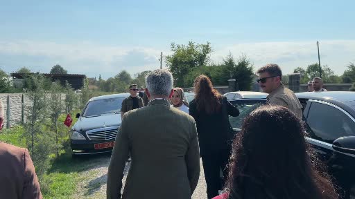 aile bakani duzcede yaban mersini topladi AtRzLnQL