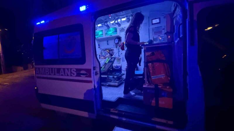 asansor bir kat asagiya kaydi icindeki erkek sahis korkudan bayildi h5YJ6iTS