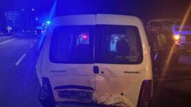boluda otomobil ile hafif ticari arac carpisti 2 yarali gLcilQpr