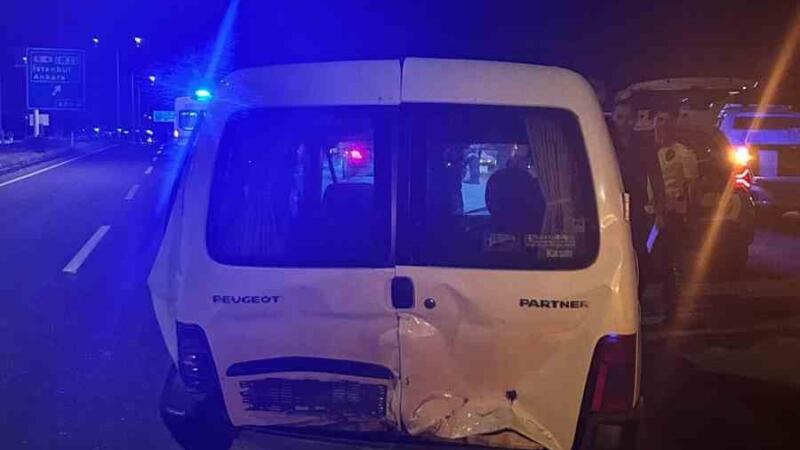 boluda otomobil ile hafif ticari arac carpisti 2 yarali gLcilQpr