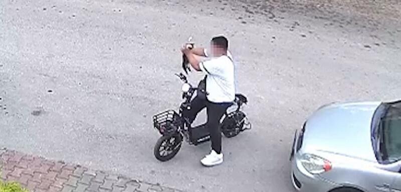 boluda yavru kediyi once opup sonra bogan otizmli cocuk serbest birakildi VPBfctg7