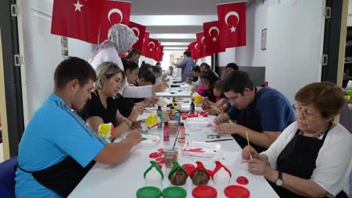 bu okulda yaz tatili yok ozel cocuklara egitim ve eglence var SkcF21rO