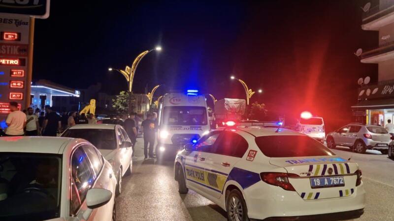corumda otomobil ile motosiklet carpisti 1i agir 2 yarali QckHBJ1p