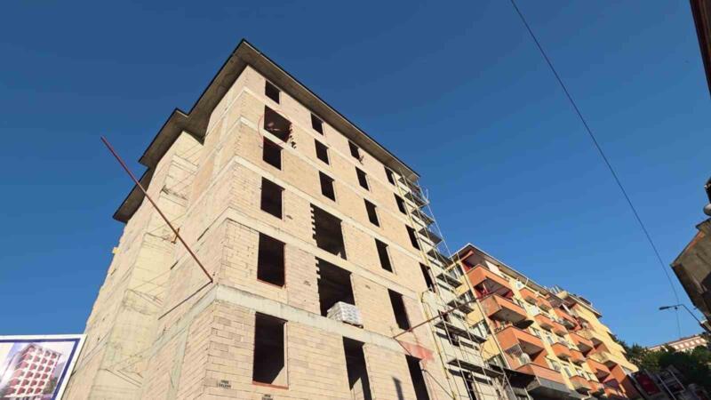 esiyle tartisinca insaat halindeki binaya cikti ekipler seferber oldu tr7pkFem