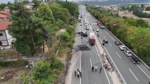 karabuk bartin yolunda feci kaza 2 kisi oldu 1E3QNimS