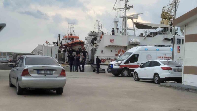 karadenizde su alan gemi batma tehlikesi gecirdi 13 murettebat tahliye edildi VnDuPk5y