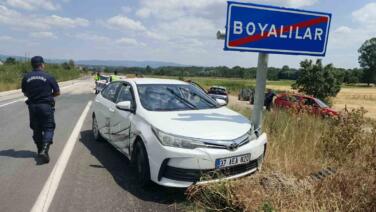 kastamonuda otomobil traktorle carpisti 2 yarali G4Bsnaqb