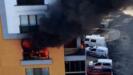 rizede 10 katli apartmanin 4 katinda cikan yangin korkuttu QgNfLGMp