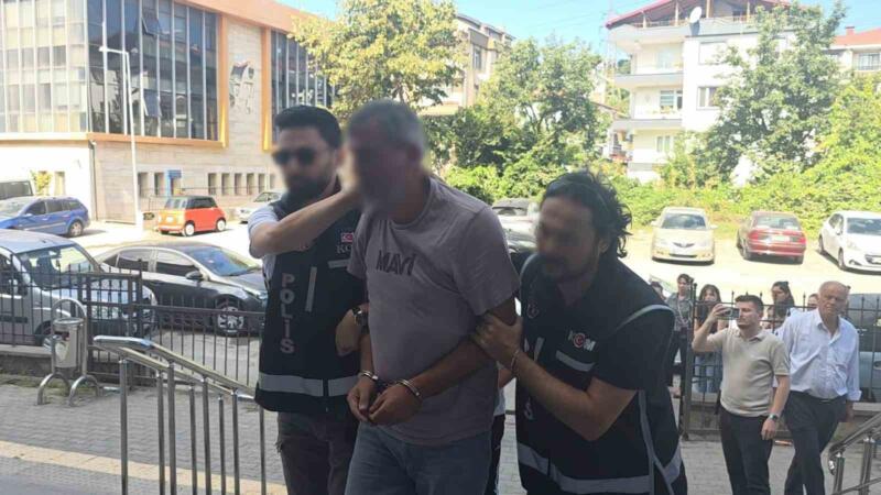 sahte altin oyunu kuyumcunun dikkatiyle bozuldu 2 kisi yakalandi LDBEb2HL