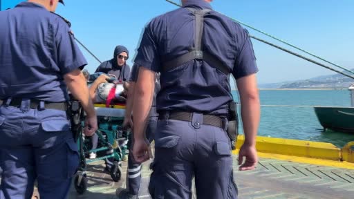 saldiriya ugrayan turk gemisindeki yarali murettebat hastanelere sevk edildi QQFvTpgF