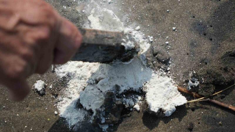 samsun sahiline vuran supheli maddeyi tubitak inceleyecek yMg6OYZe