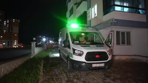 12nci kattaki balkondan dusen kadin hayatini kaybetti zN61bbcv