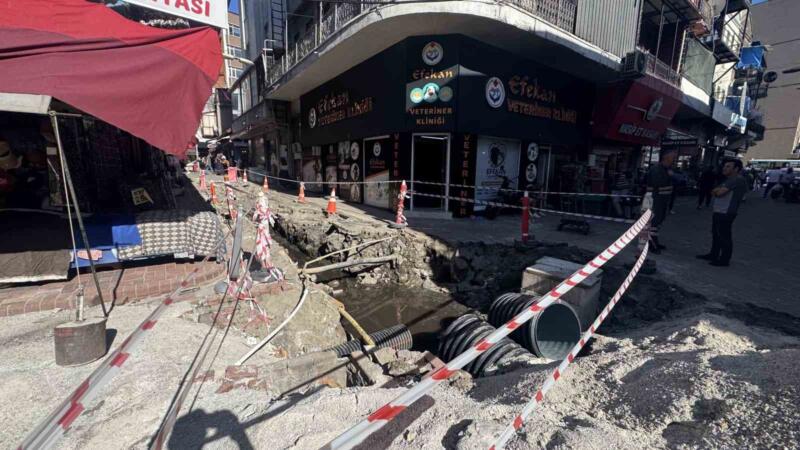 15 gun once acilan cukur esnafi cileden cikartti sR5EGBNF