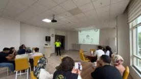 Evlilik hazirligindaki ciftlere trafik guvenligi egitimi2