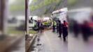bartin karabuk yolunda tir ile minibus carpisti 1 olu 11 yarali B5fAMjK5