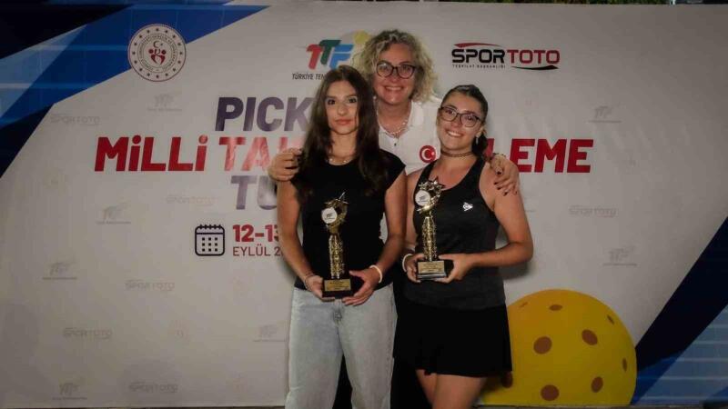 caycumanin genc sporculari milli takima secildi JxHatFfi