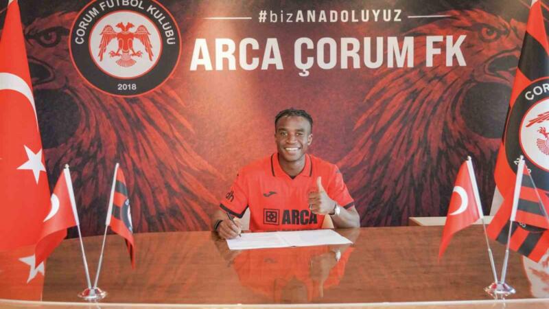 corum fk youssoufa moukokoyu renklerine bagladi F751jAyJ