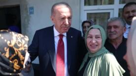 cumhurbaskani erdogan rizede hemserileriyle bulustu K8RCzVuW