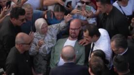 cumhurbaskani erdoganin otobusu durdurup yanina gittigi engelli genc konustu unutamayacagim bir andi SIhGnH8P