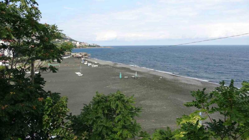 dogu karadenizde plaj isletmecileri son 10 yilin en kotu sezonunu yasadiklarini acikladi xKf1JBTb