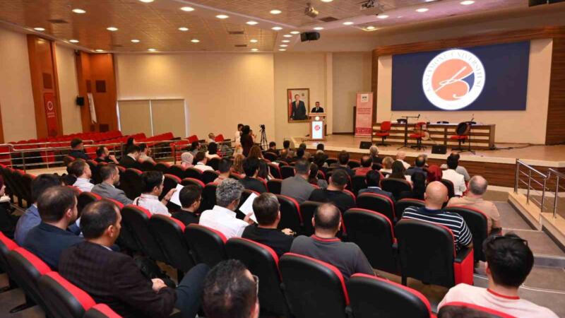 farkli ulke ve sehirlerden akademisyenlerin katildigi sempozyumda tarih egitimi masaya yatirildi DjvZ2Yeb