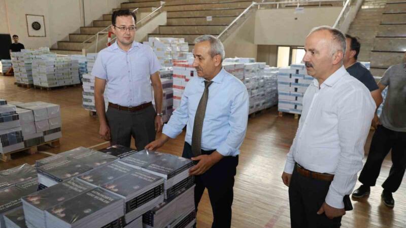 karabukte 352 bin ucretsiz ders kitabi dagitimi basladi 38bF88z1