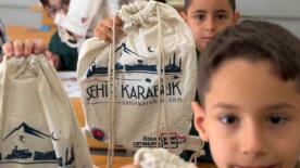 karabukte minik ogrencilerin okul heyecanina belediye destegi RCrFGQT9