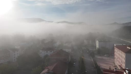 kastamonuda ilce ve ormanlarin uzerini kaplayan sis bulutlari goruntulendi lOQJLPdU