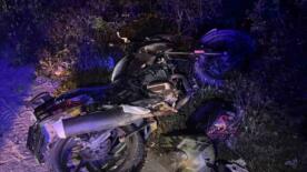 otomobil ve motorsiklet kafa kafaya carpisti2 yarali nFfXU7AI