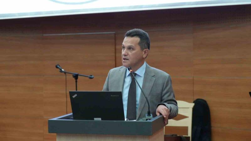 rektor ahmet hamdi topal yapay zekanin veri biliminin ve en ileri teknolojilerin mimarlari sizler AmYan6Cr