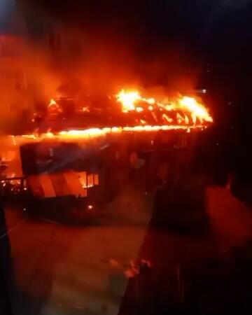 rizede bir evde cikan yangin mahalle sakinlerince sonduruldu XBdE6lGN