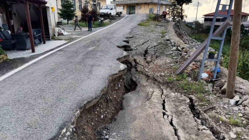 rizede heyelan sonrasi mahalle sakini korku dolu anlari anlatti bir anda her sey bitti JZ2BD4gr