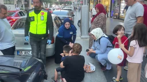 samsunda otomobilin carptigi 5 yasindaki cocuk hafif sekilde yaralandi tJD4dh1z