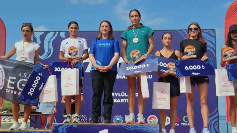 tarihi amasranin muhtesem dogasinda duzenlenen kosuya yogun ilgi sttqqVJb