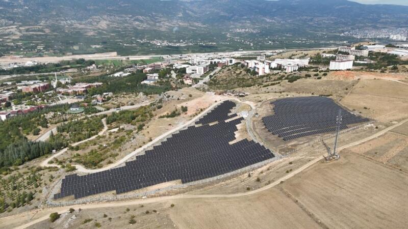 togu kampusunun elektriginin tamami gunesten karsilaniyor KHcsbvbv