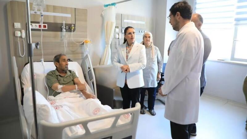 vali arslan kibris gazisini hastanede ziyaret etti up9T5Jp9
