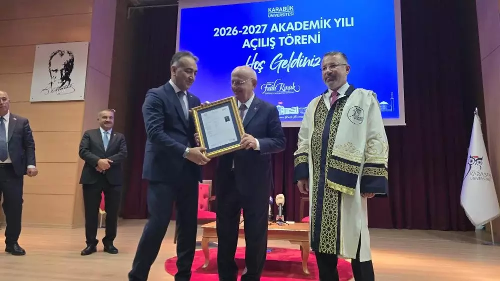 KBUde yeni akademik yil torenle basladi3